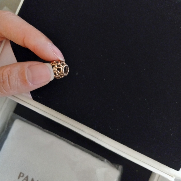 Pandora Hearts All Over Charm Rose Gold - Picture 3 of 3